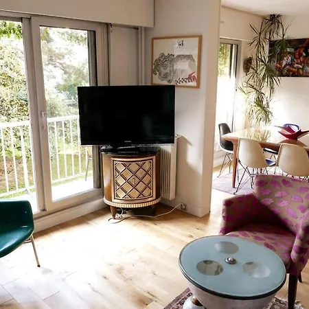 Peaceful Duplex - Terrace & Garden