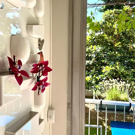 Peaceful Duplex - Terrace & Garden Апартаменты